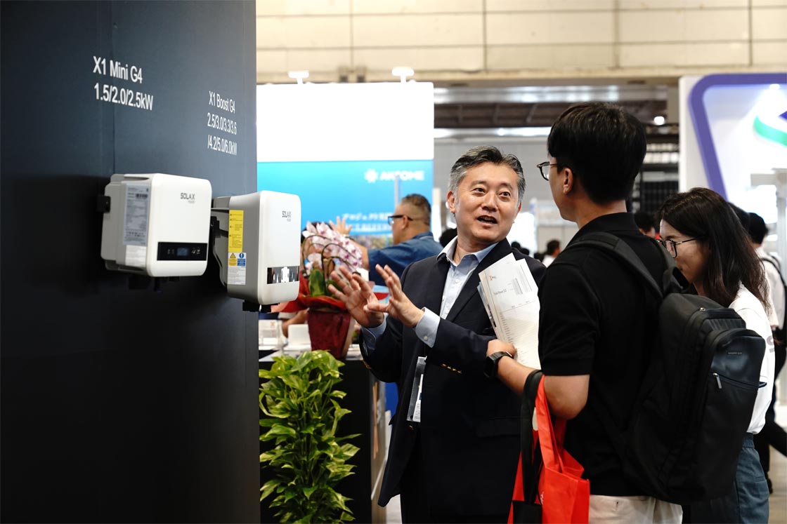 SolaX-Impresses-Japan-with-J1-ESS-HB-Series-3.jpg SolaX-Impresses-Japan-with-J1-ESS-HB-Series-3.jpg